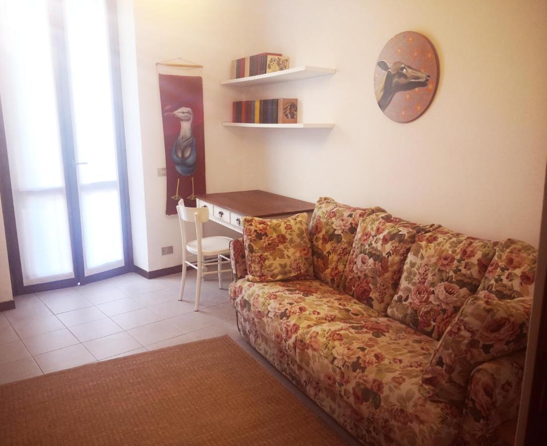 Residenza Esse Vila Angera Exterior foto