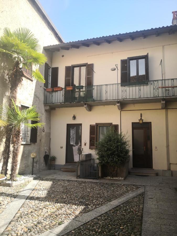 Residenza Esse Vila Angera Exterior foto