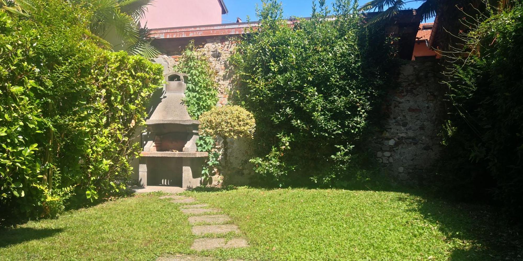 Residenza Esse Vila Angera Exterior foto